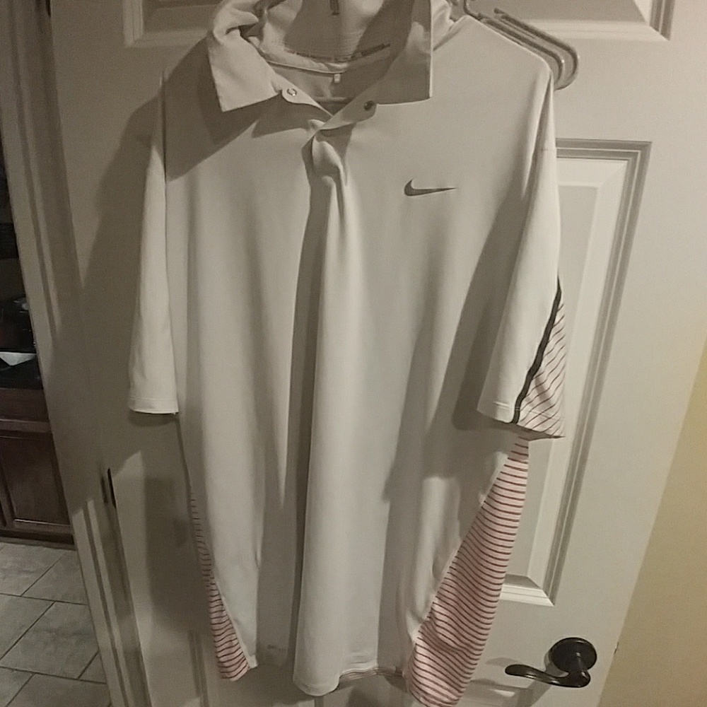 Tiger woods collection nike golf polo